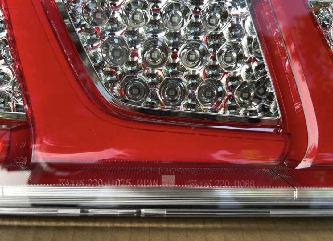 いすゞ純正LEDテールランプ 左 新品8-98374480-0 ギガ大型トラック Amazon.co.jp: いすゞ純正LEDテールランプ 左 8-98374480-0 ギガ